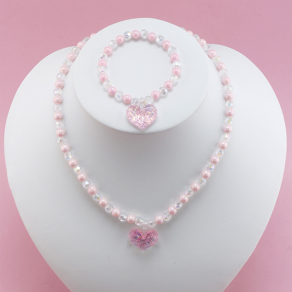 Süß Herzform Künstlicher Kristall Harz Perlen Mädchen Halskette display picture 2