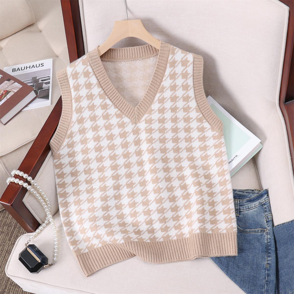 yms065 2024 Autumn and Winter New V-neck Knitted Vest Women's Loose Houndstooth Vest Vest