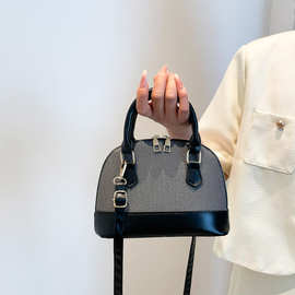 贝壳包时尚简约2025秋季新款简约包复古潮流手提单肩包休闲斜挎包