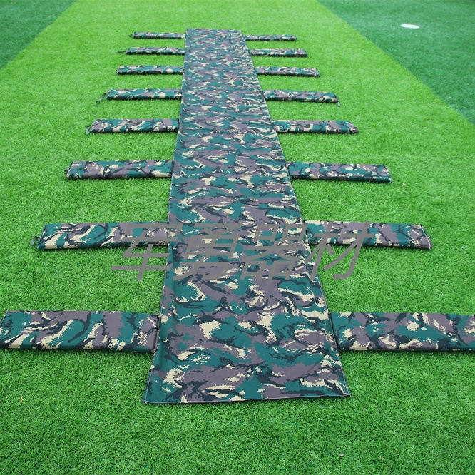 Оборудование для детского сада 400m с препятствиями, треугольная дрель, ползучая дрель с детским многоместным военным тренировочным курсом, камуфляжная скользкая ткань