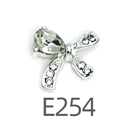 Transfronterizo Japonés arco de uñas accesorios de pajarita caliente simple todo fósforo tridimensional hueco joyería de uñas de diamantes al por mayor