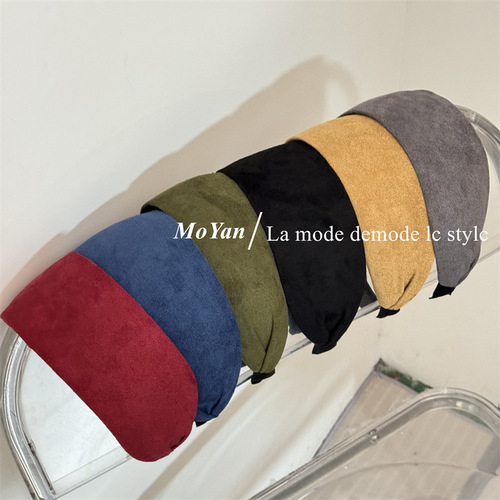 2024 Autumn and Winter New Suede Wide Headband Women's Retro Pressed Hair Headband Versatile Hairpin Headwear for Daily Outings