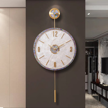 现代轻奢黄铜挂钟客厅家用石英钟创意贝壳挂墙简约时钟时尚石英钟