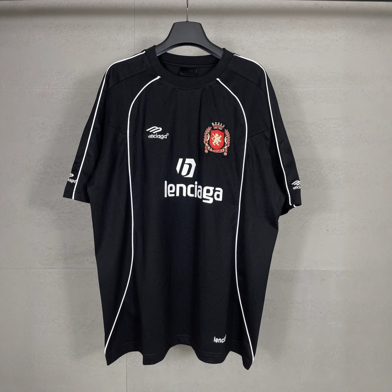 High Version Paris 2025 New B Family Co-Branded Football Sportswear Logo Embroider Printing Os Loose Short-Sleeved T-Shirt High Version Paris 2025 New B Family Co-Branded Football Sportswear Logo Embroider Printing Os Loose Short-Sleeved T-Shirt