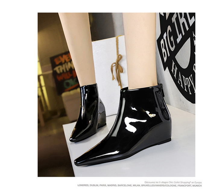 ShoeVault 6632-1 Korean Style Fashion Versatile Hidden Wedge Heel Shiny Patent Leather Short Slimming Women's And Ankle Boots_vogvips.com