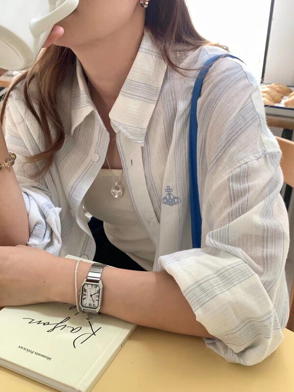 西太太现货小土星刺绣竖条纹防晒衬衫女中长款宽松长袖外搭衬衣|undefined