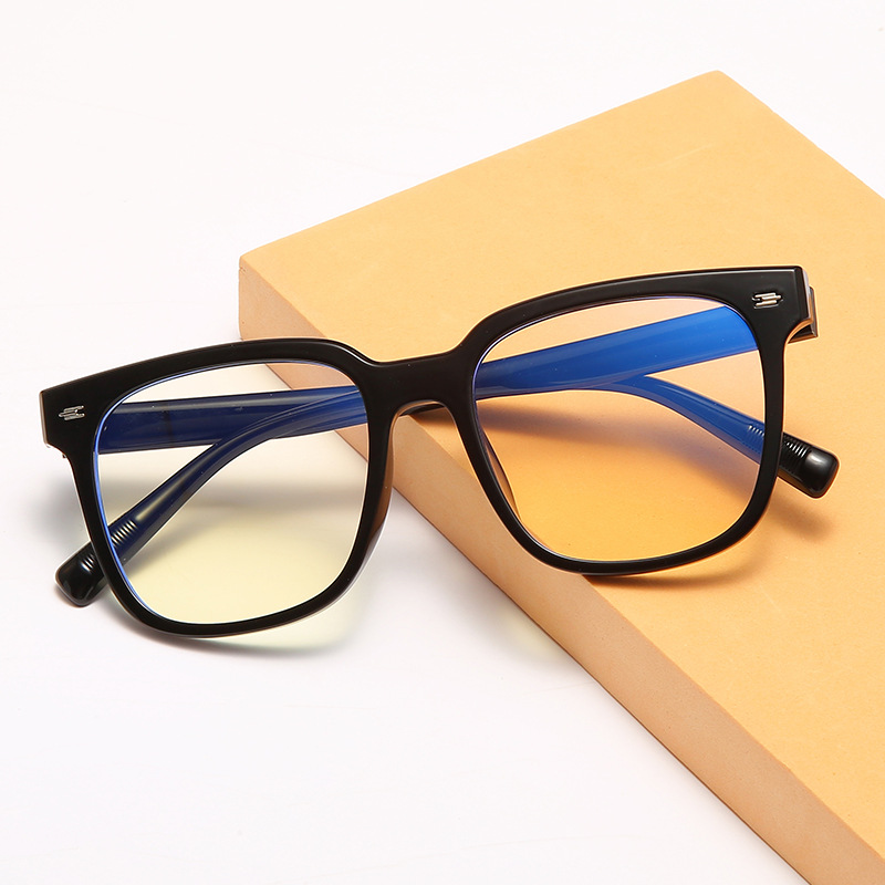 批发2021新款防蓝光TR90平光眼镜时尚街头摆拍眼镜学院风装饰眼镜