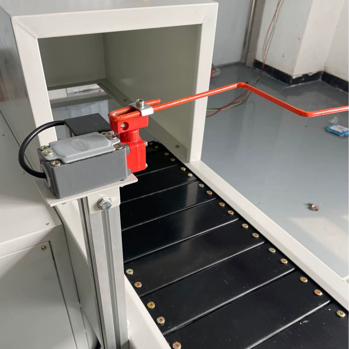 Производители SOURCE делают линию по производству велосипедов, линию сборки электрических велосипедов, линию сборки скутеров