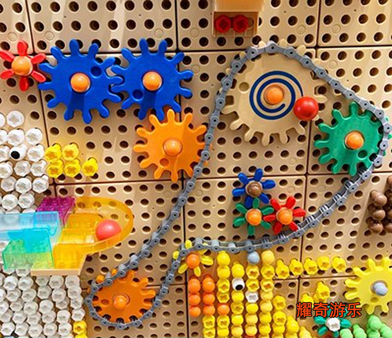 多機能ジャック壁面ゲーム. 子供は早く壁のパイプを教えて、益智洞の壁面のおもちゃの積み木を構築します。|undefined