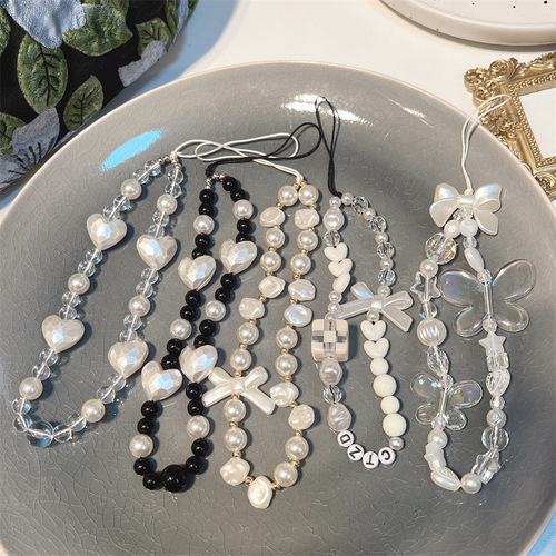 Ins style European and American black and white beaded mobile phone chain sweet cool cold style mobile phone case lanyard women's bag pendant short style hanging