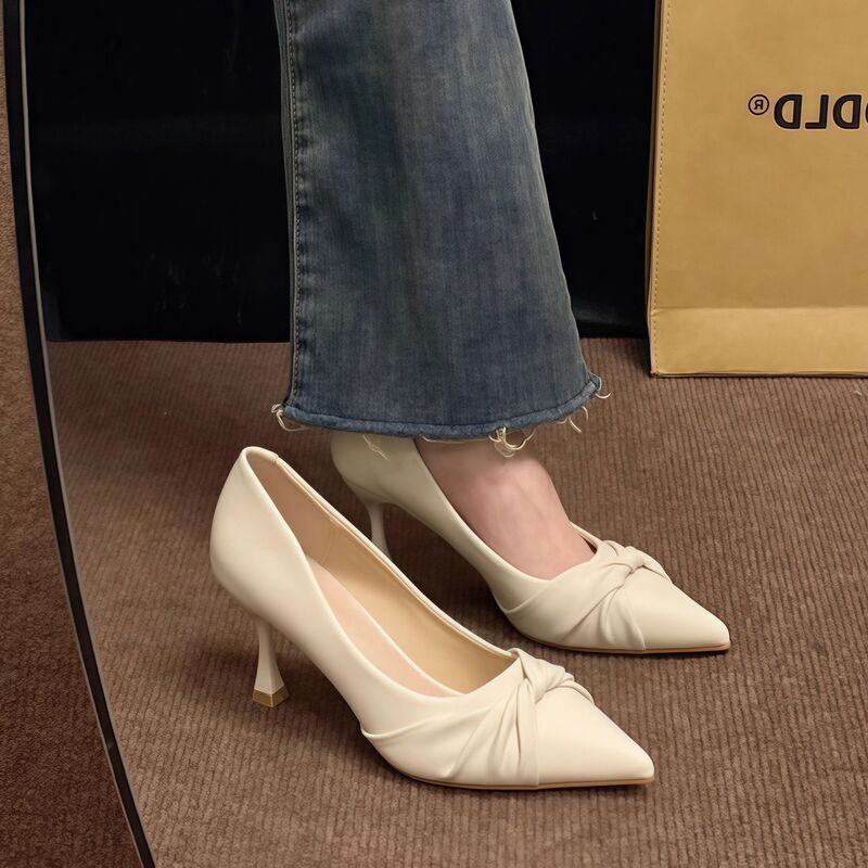 French-style elegant and casual high-heeled shoes for commuting, new soft leather pointed-toe shallow shoes that are comfortable and don't tire the feet, suitable for work, women's single shoes French-style elegant and casual high-heeled shoes for commuting, new soft leather pointed-toe shallow shoes that are comfortable and don't tire the feet, suitable for work, women's single shoes