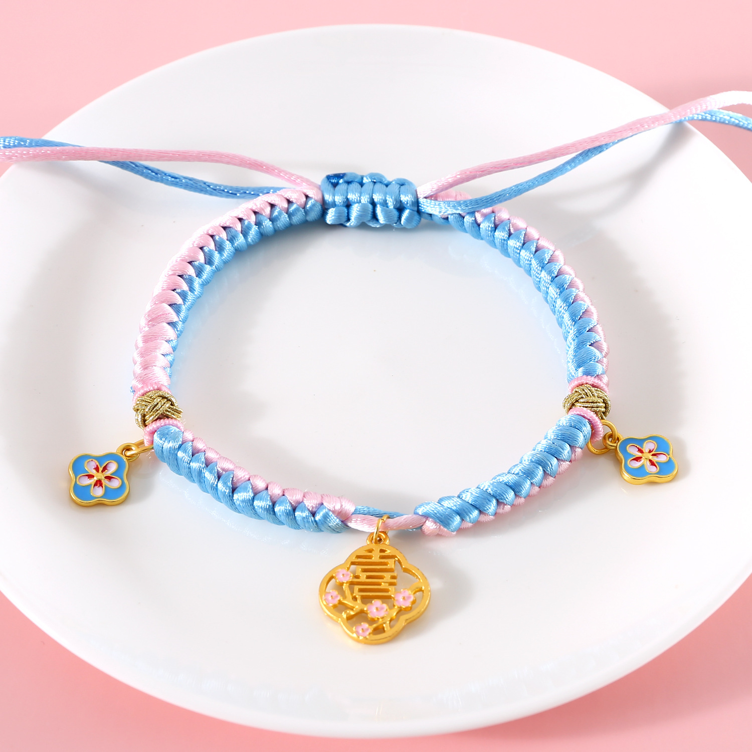 Mascotas atraen flores de melocotón feliz collar de ceja cuerda roja rosa azul tejido colgante de oro de arena gato perro collar de Año Nuevo