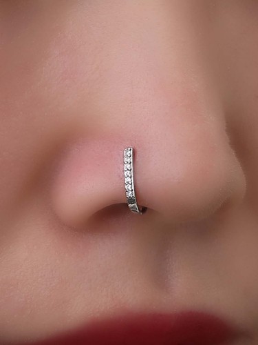 European and American cross-border new style zircon nose ring metal U-shaped flower love nose nail nose ornament simple fashion piercing jewelry