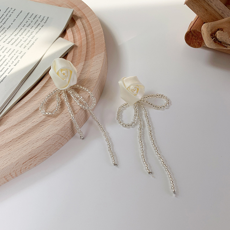 Boucles D&#39;oreilles Gland De Fleur En Tissu Vintage De Mode En Gros Nihaojewelry display picture 6