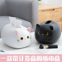 ティッシュボックス家庭用レストランのリビングルームで紙を引き出します。