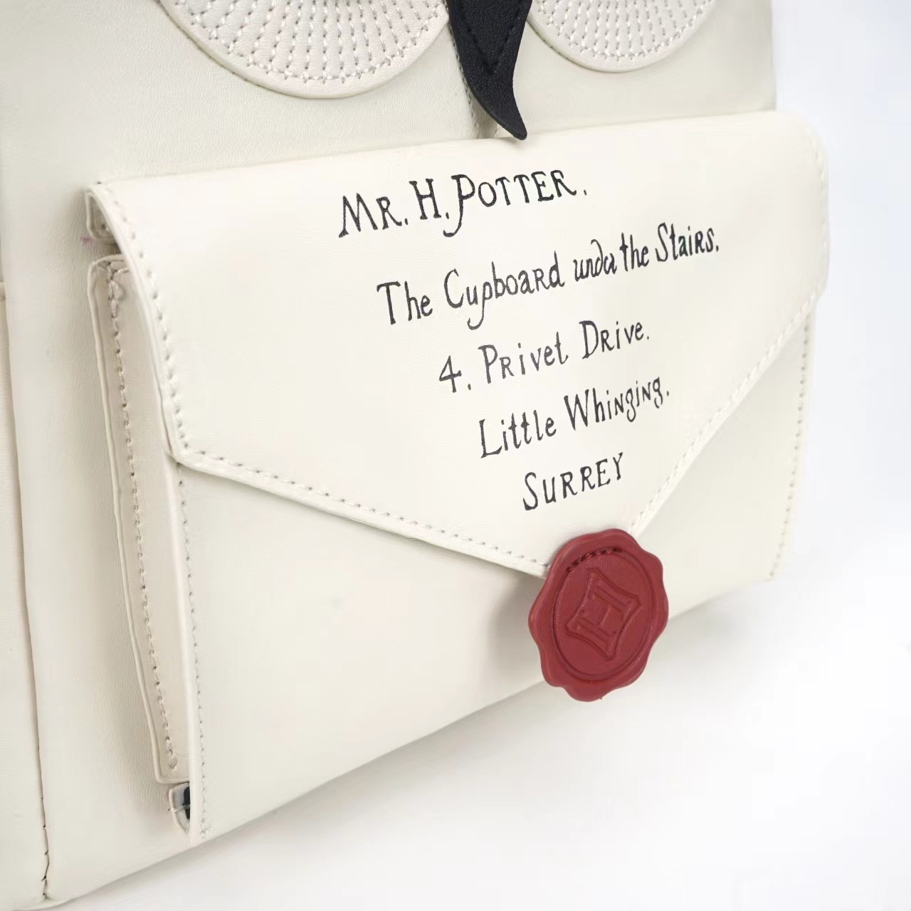 Película periférica búho mochila flor roja sobre pequeña mochila estudiante moda casual mochila