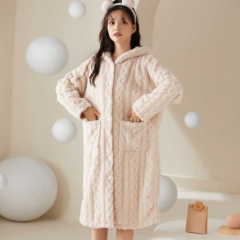Nightgown Image 3