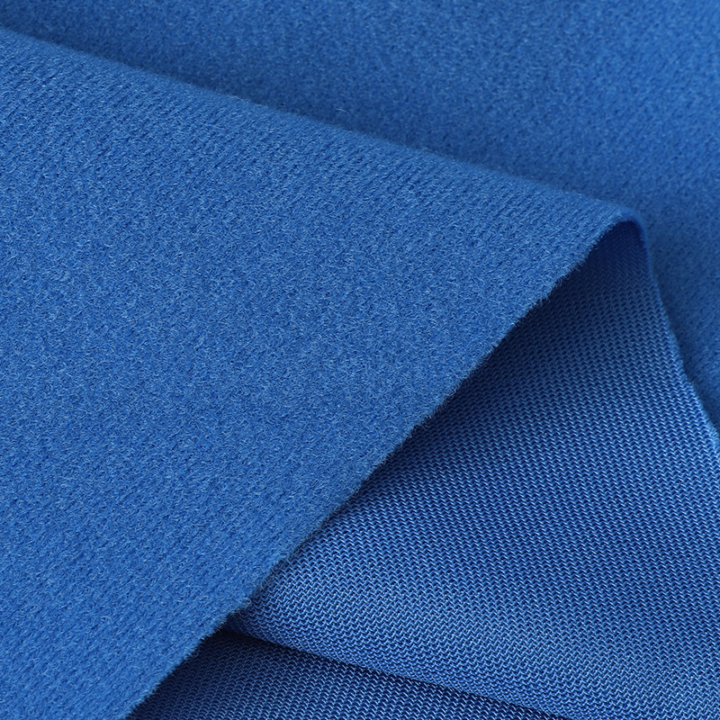 ��ɫ��ë��ճ��ħ����Ӥ�������·�ë�����޲�1.5�׷��ȿ�