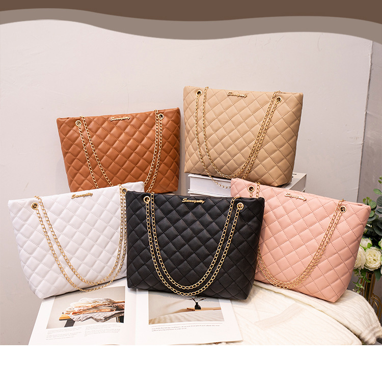 341g Weight Polyester Lining Material Magnetic Buckle Closure Type Double Shoulder Straps Strap Type Tote Bag Bags Type Daily, Street Occasion Pu Leather Material Solid Color Pattern All Seasons Season Women's Gender Classic Style, Streetwear Style Square Shape Medium Size Women's Medium Pu Leather Solid Color Classic Style Streetwear Square Magnetic Buckle Tote Bag 1
