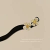 Two four-petal plum blossom hairpins