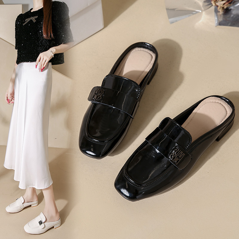 Size 35-42 Large Size Women's Shoes, Toe-Toe Slippers, Outer Wear with Jeans, Fashionable Shoes, New Style Mule Shoes 41 Size 35-42 Large Size Women's Shoes, Toe-Toe Slippers, Outer Wear with Jeans, Fashionable Shoes, New Style Mule Shoes 41