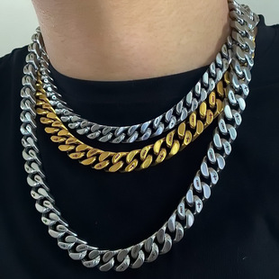 Street Hip-Hop Trendy Brand Engraved Logo Necklace 316L Stainless Steel Cuban Chain Unisex Accessories for Men and Women