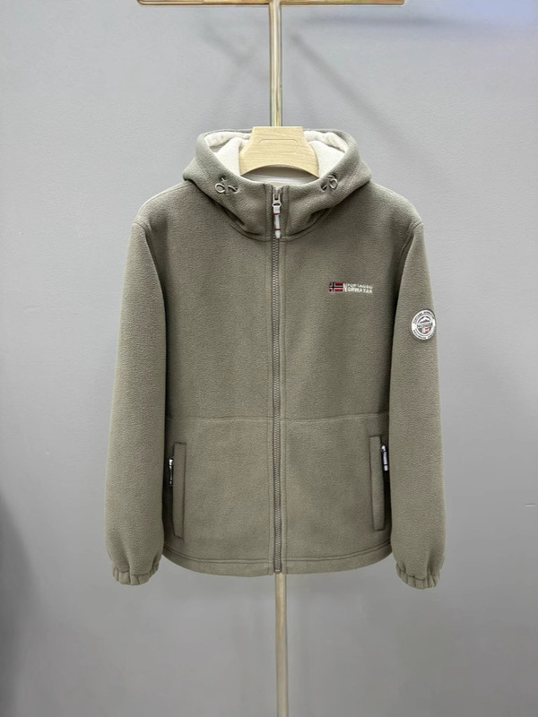 ノルウェーの戸外綿服は帽子のコートとベルベットが厚くて防寒して、綿服をつかむ男女の綿服は大きいサイズがある|undefined