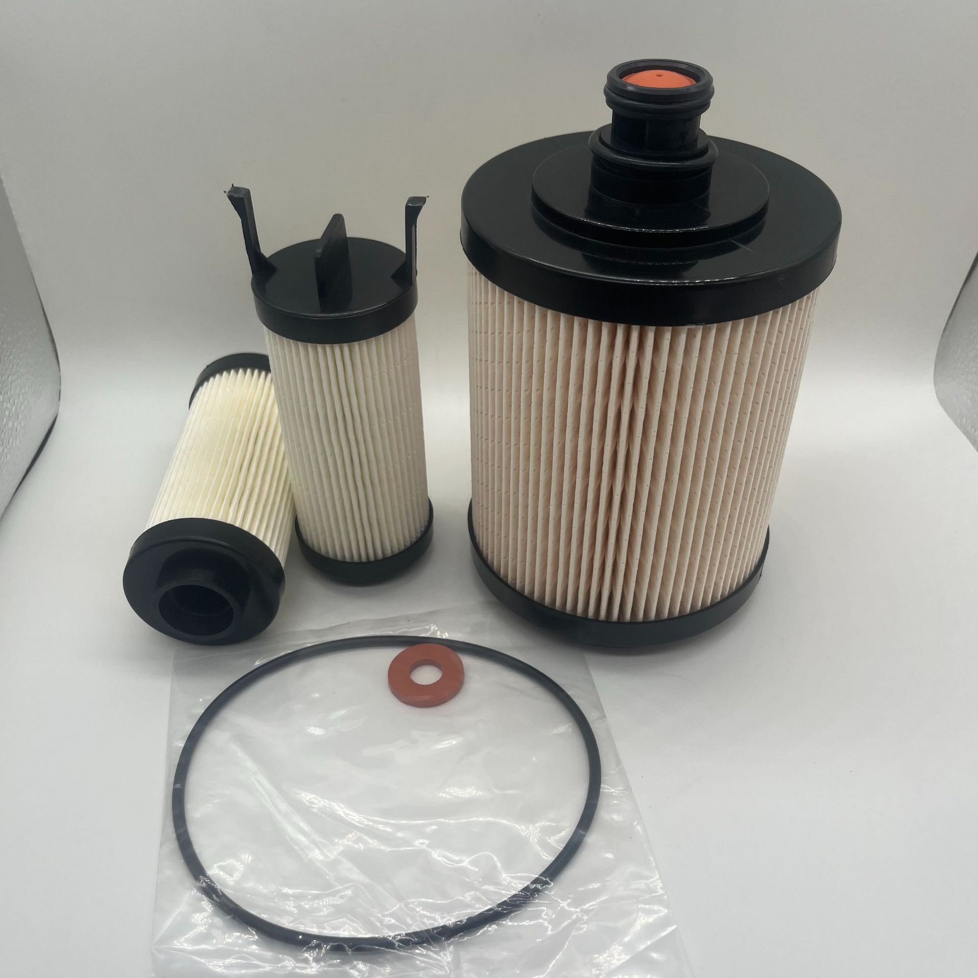 Diesel Fuel Filter L111000000801 Uf0666-007 Diesel Filter Compatible with Foton National Vi