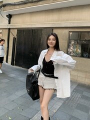 宽松慵懒风白色长袖衬衫外套女秋季中长款显瘦设计感烫钻休闲上衣