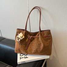 ���y�͹����ذ�������Ҹ�°�2025�¿���e��ɫ�μ�r��ͨ��Ů��