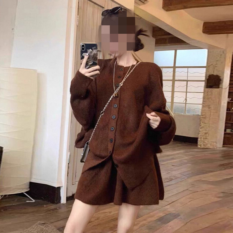 孕妇装套装秋装2025新款慵懒风洋气时髦毛衣针织开衫半身裙两件套|undefined