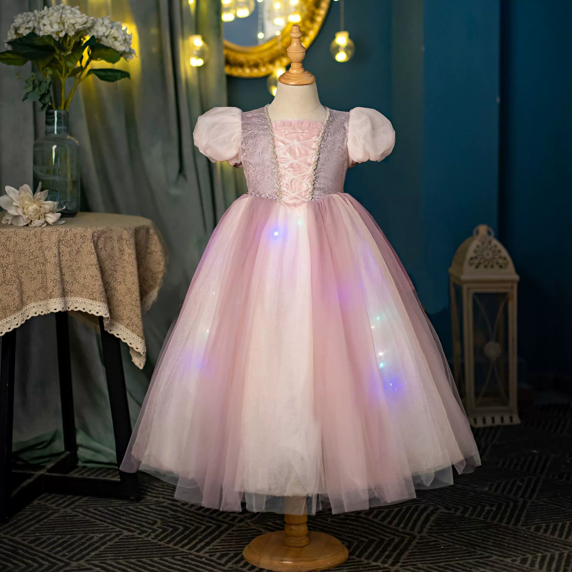 Рапунцель Принцесса Ле Пея девушка с рукавами пузырьков день рождения платье платье розовая платье платье принцесса платье светящееся платье