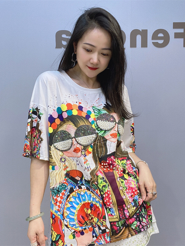 夏の新型丸襟プルオーバー半袖上着婦人服2025ファッション百合女装ホットドリルtシャツ