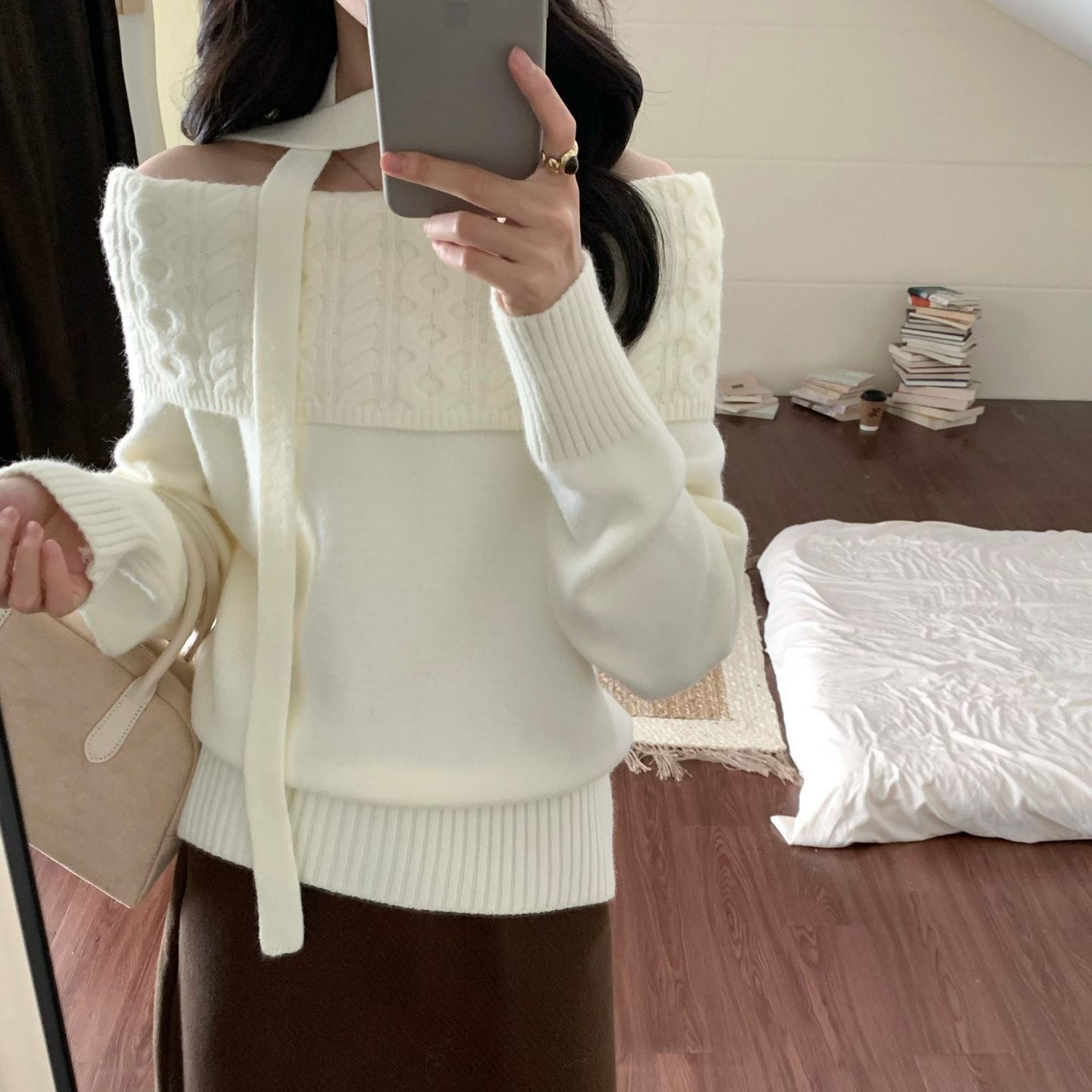 韓国風ワンショルダーリボンオフショルダーセーター女性用25秋冬優しい風ツイストニットセータープルオーバートップ