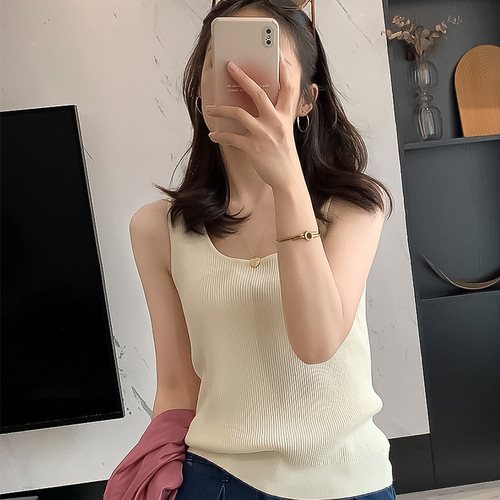 Korean-style U-shaped ribbed vest worn as an outer layer, summer ice silk layering base top for women, simple style sleeveless knitwear