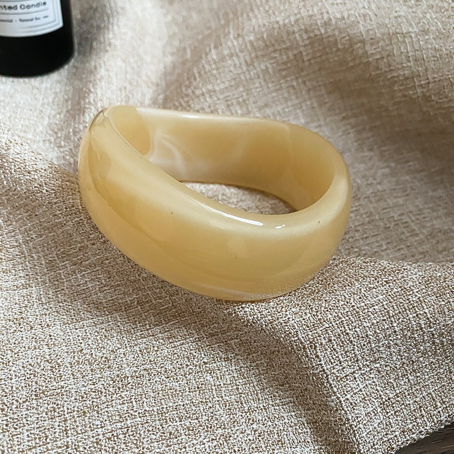 74 # Pulsera-Amarillo marfil