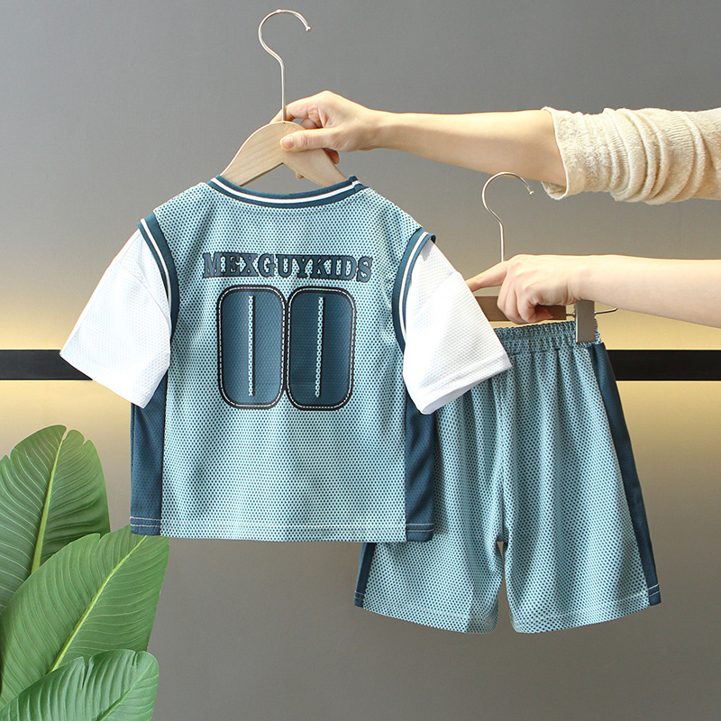 8099 traje deportivo de verano para niños 2025 nuevo traje de baloncesto de secado rápido para niños de dos piezas ropa de verano para niños