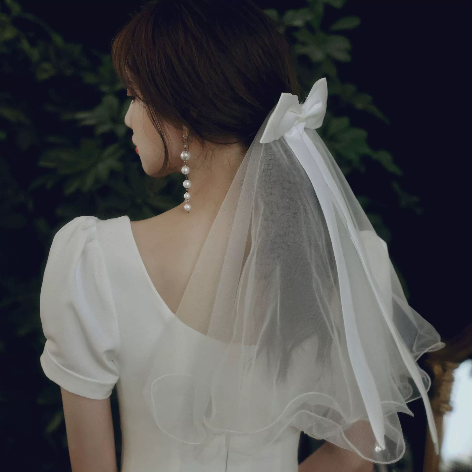 Wedding dress for bride for photo sessions, wholesale