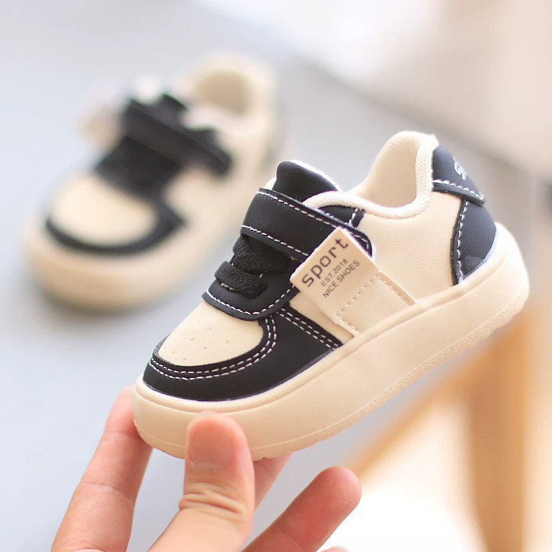 Мужская детская маленькая белая обувь Обувь для скейтбординга Новинка весны и осени От 1 до 3 лет Детские кроссовки с мягкой подошвой Детская обувь для малышей