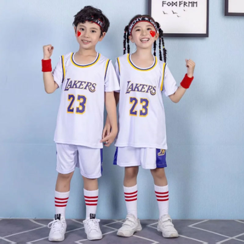 흰색 흰색 소매 23 짧은 소매