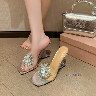 ����ˮ�͸��ˮ������Ů�ļ��¿�^�¸߸���Ů�L��ʽ�⴩��Ь