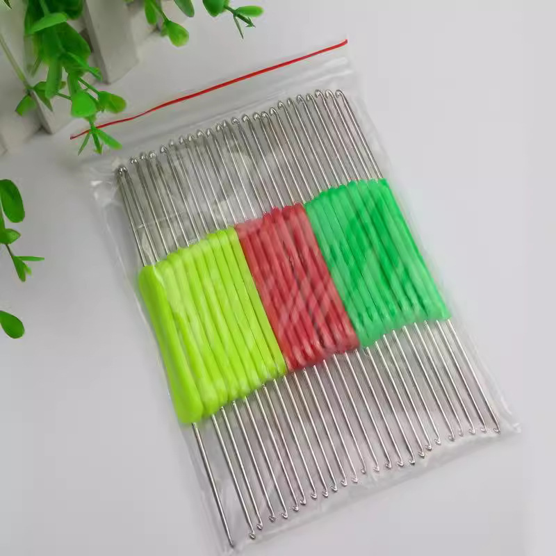 Three-color universal two-head wool crochet hook shoes socks plastic handle Crochet Factory Direct Sales
