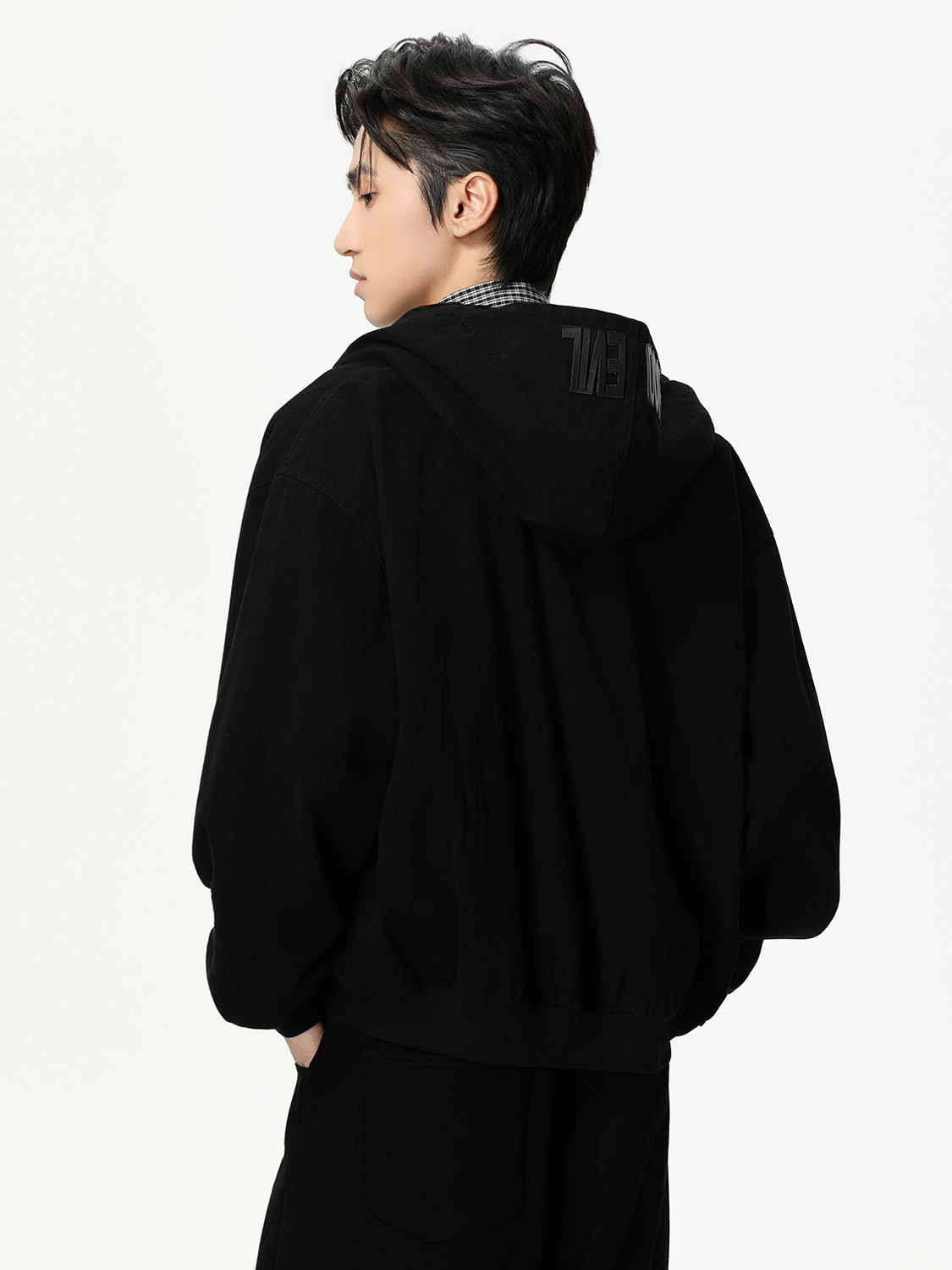 MTLCLOTHES Hombres| Personalidad logotipo encapuchado chaqueta corta color sólido pantalones de viento simple moda