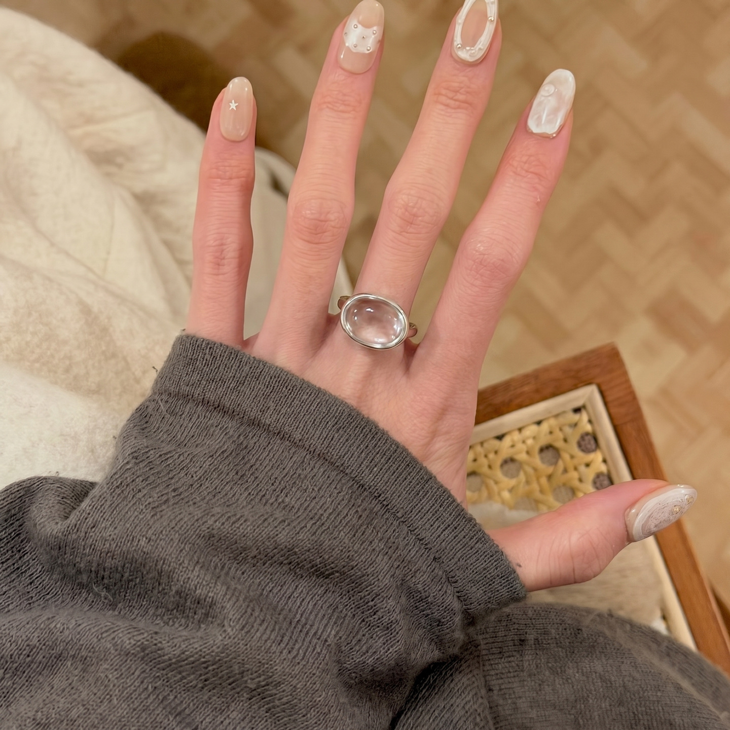 Geometric transparent white crystal