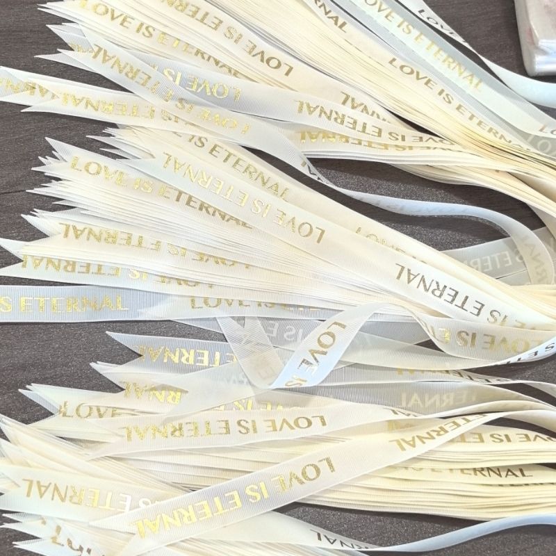 原装卡通纯色烫金英文丝带糖果盒礼盒装饰