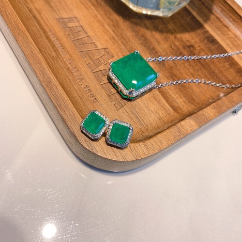 Zhuang Sheng Sheng Jewelry Fashion Trend Imitation Emerald Square Pendant Necklace Earrings Set Women's Gift Pendant