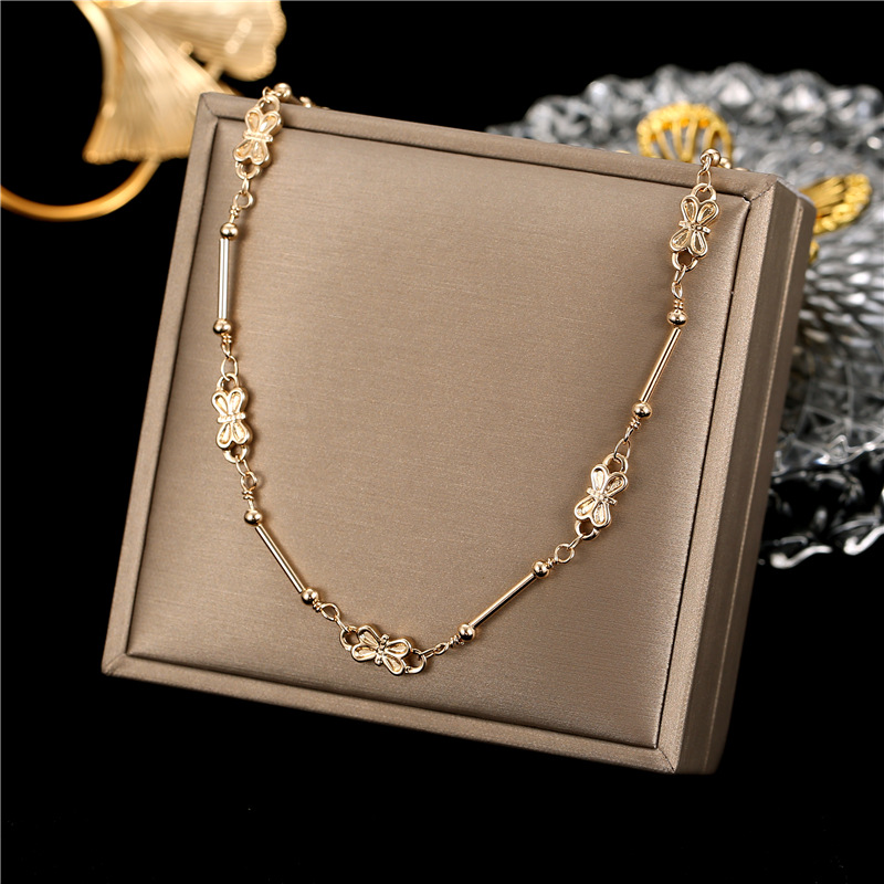 Fashion Heart Shape Flower Alloy Copper Plating Inlay Artificial Gemstones Necklace 1 Piece