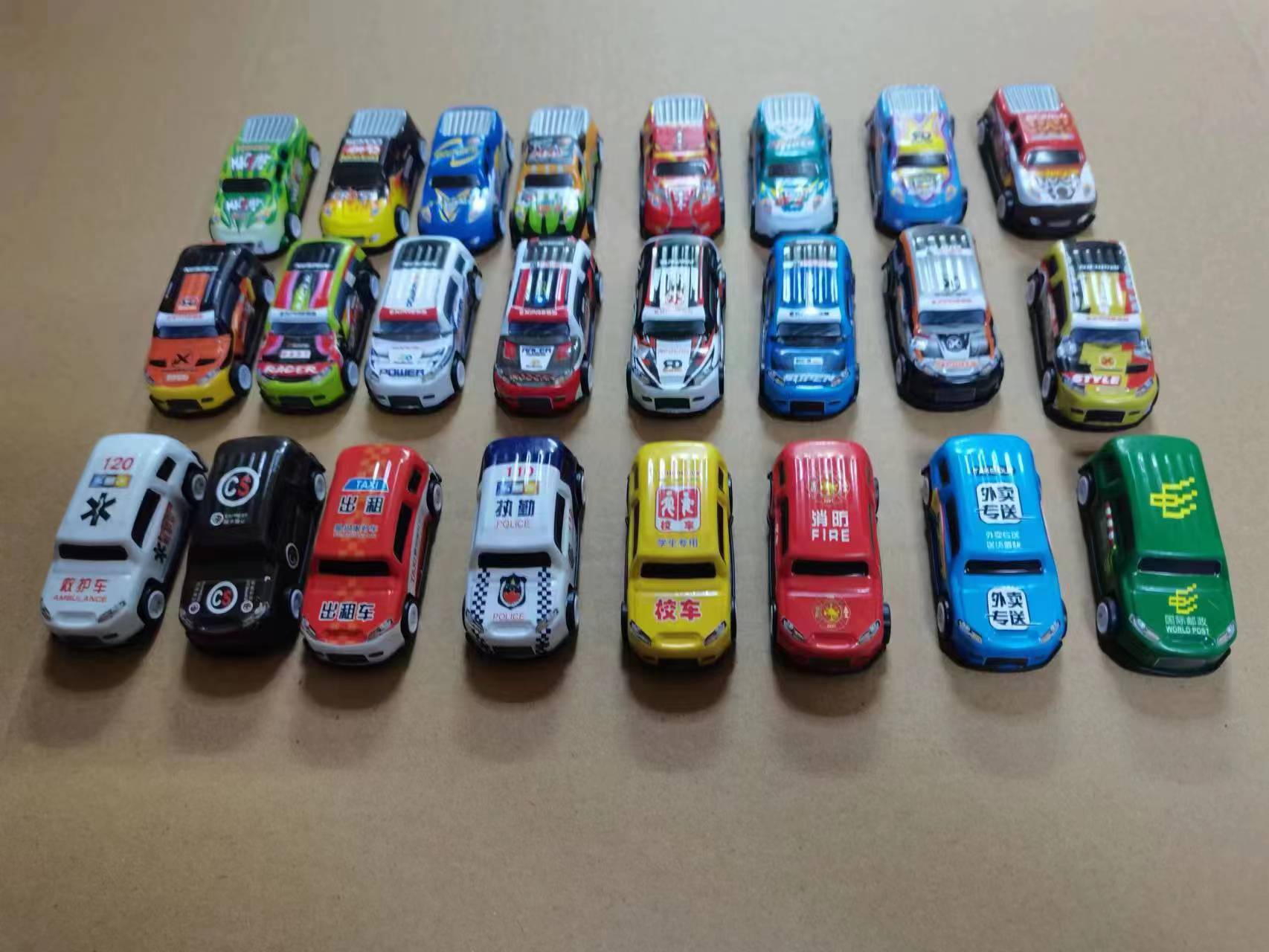 Cubo de almacenamiento Colección Edición 30 Aleación de carreras de hierro coche Tire hacia atrás coche de aleación múltiple coche en vivo coche al por mayor