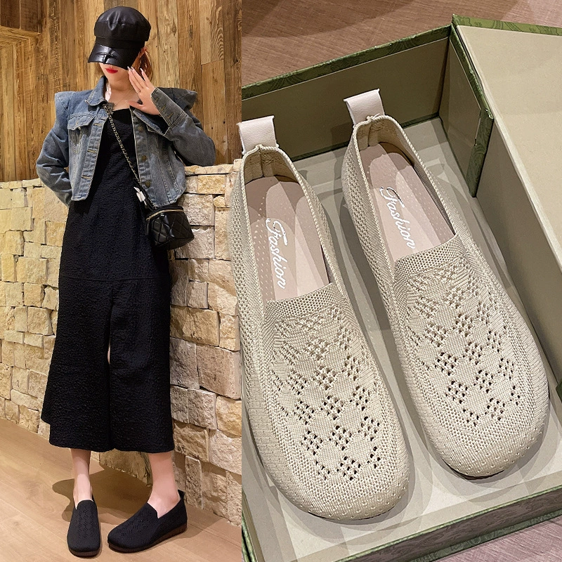 Сетчатая обувь женский 2024 летний новый мягкий подошв и легкий рот один педаль ленивая повседневная обувь дышащая сетчатая ткань обувь обувь мама обувь