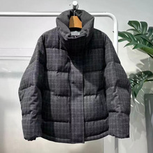 2025冬季新款女装灰色气质百搭翻领格纹拼接羽绒服外套4GB182231